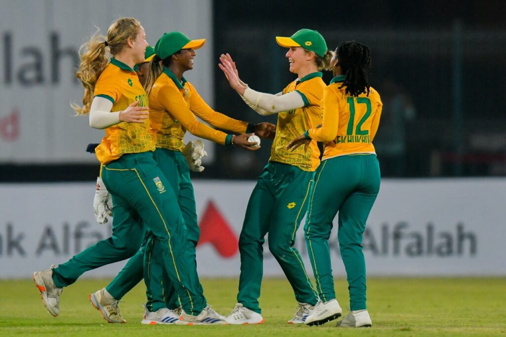 south-africa-wins-toss-chooses-to-field-first-second-t20i-against-pakistan