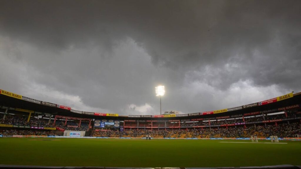  Bengaluru Weatherwatch: Rain and Thunderstorms Loom Over Final Day as New Zealand Eyes Victory